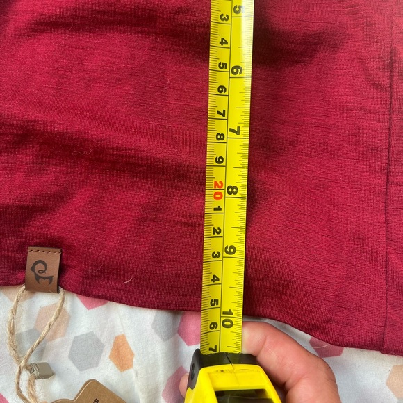 Red Marino wool hat - Picture 5 of 8